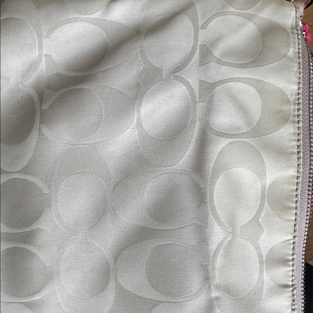 Coach Legacy Weekend Signature Nylon Hippie bag - Picture 13 of 14